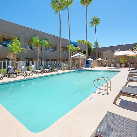 Best Western Innsuites Phoenix Hotel & Suites Exterior foto