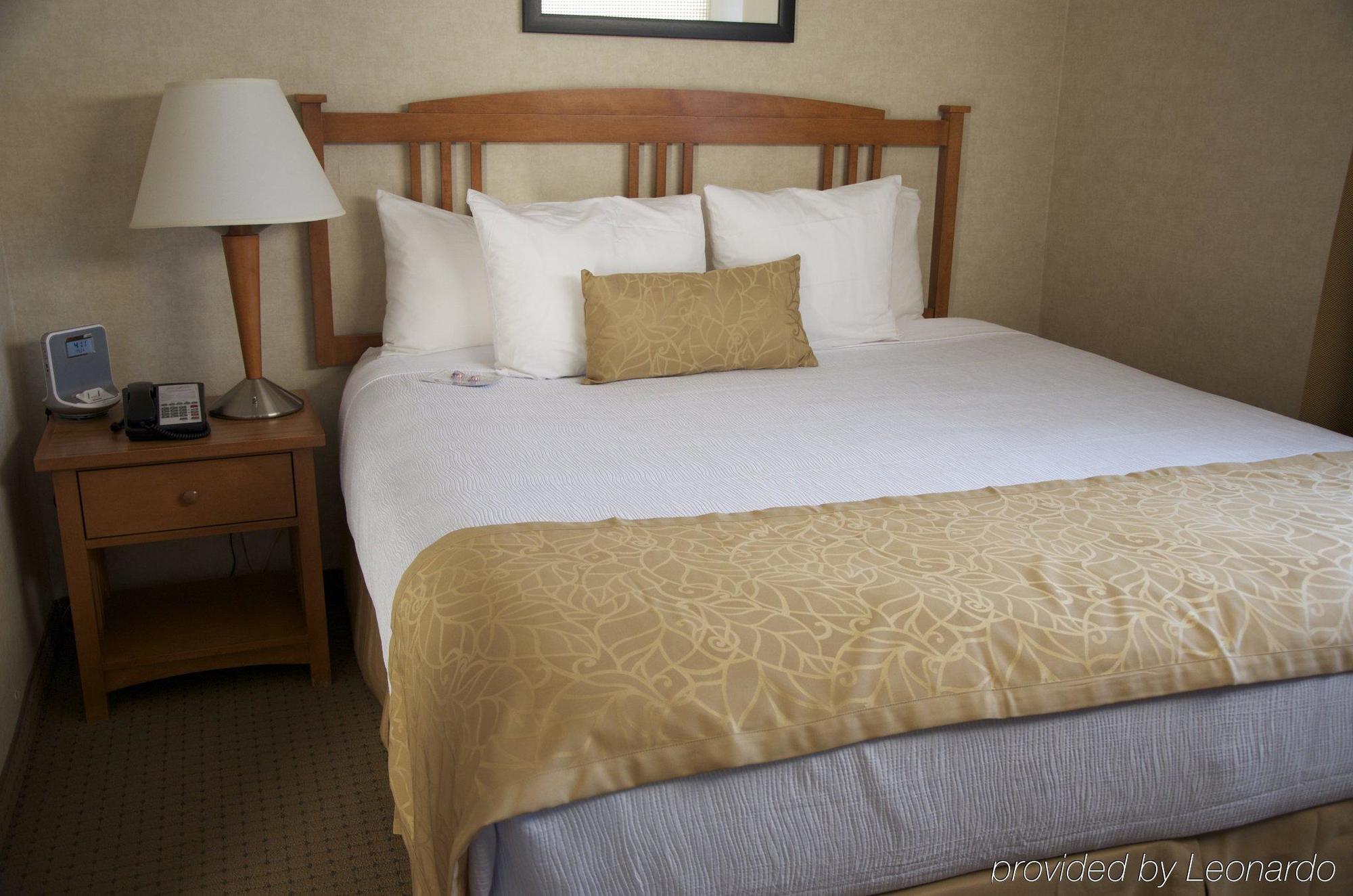 Best Western Innsuites Phoenix Hotel & Suites Exterior foto