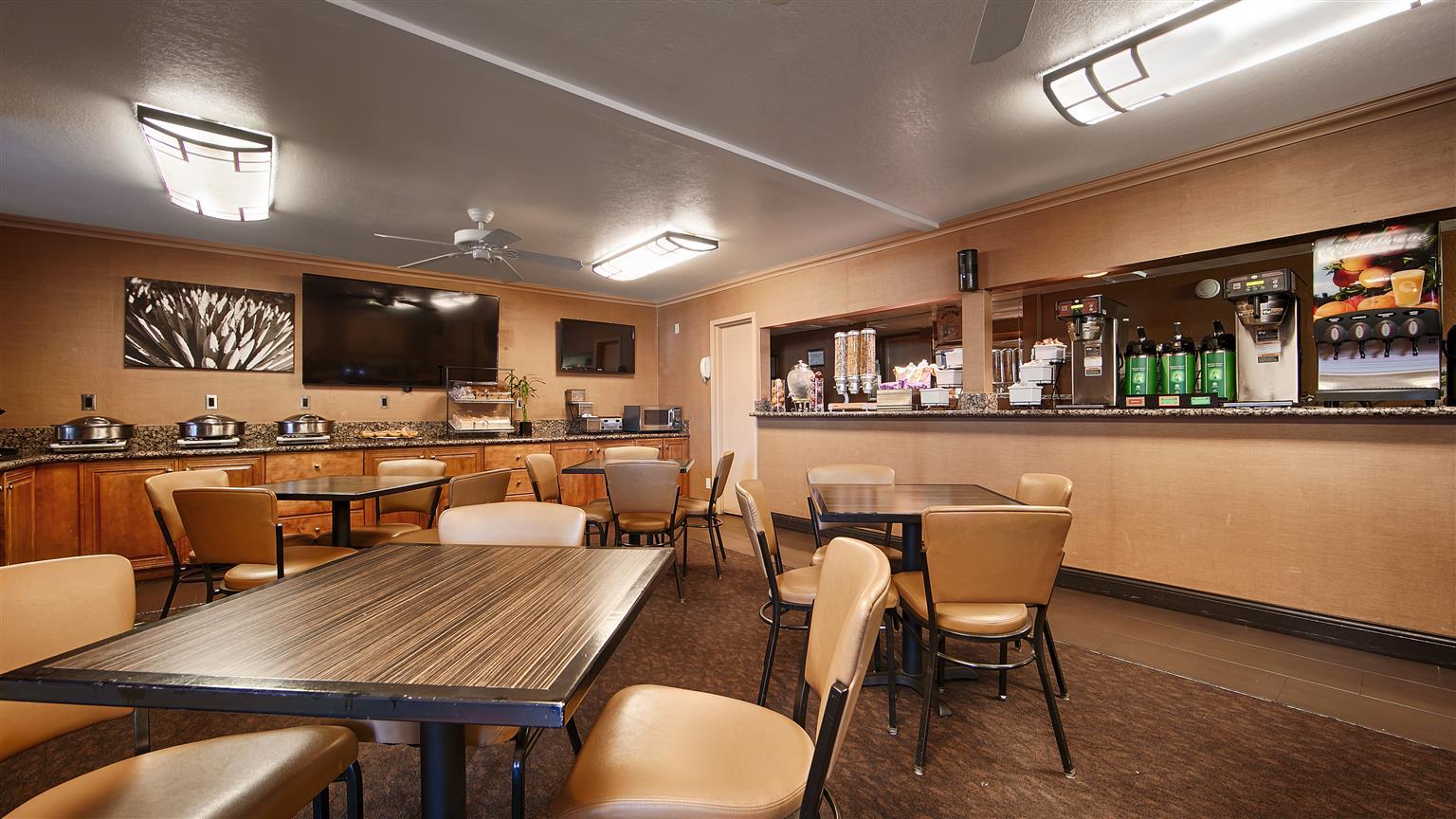 Best Western Innsuites Phoenix Hotel & Suites Exterior foto