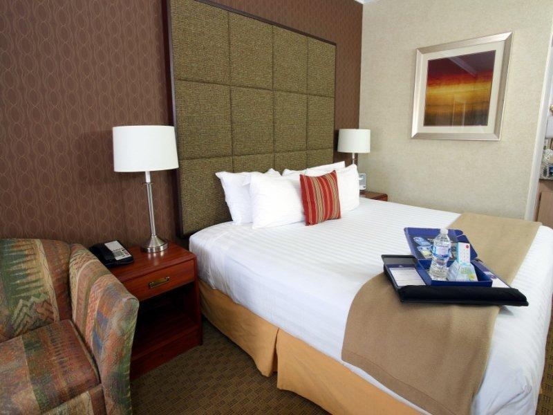 Best Western Innsuites Phoenix Hotel & Suites Exterior foto